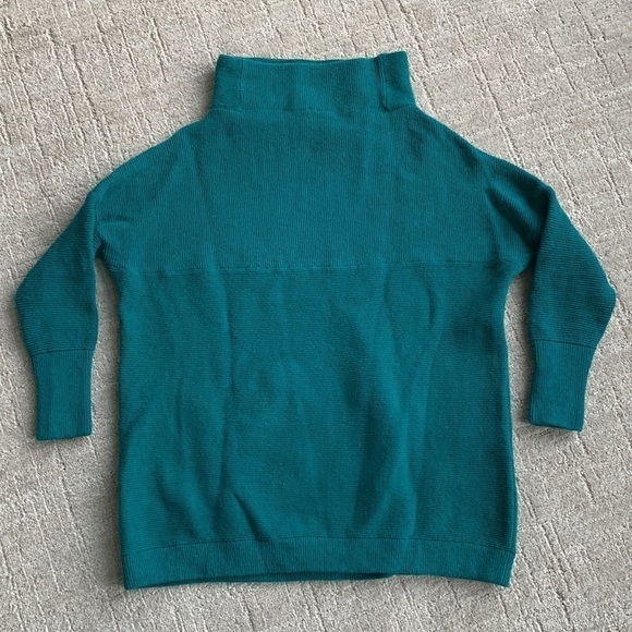 Free People Oversized Turquoise Mock Neck Stretch Women's Sweater Top XS - Picture 5 of 5
